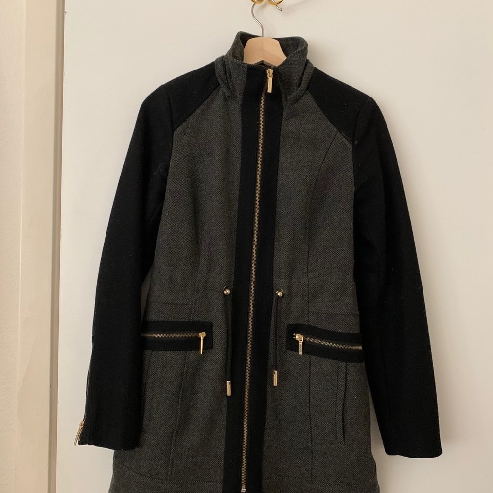 Laundry Coat - image 3